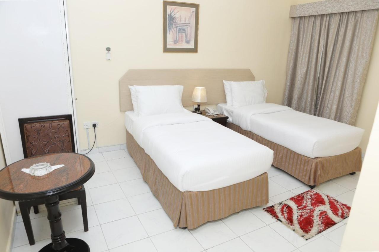 Blue Sky Way Hotel - Gold Tower Building Ντουμπάι Εξωτερικό φωτογραφία